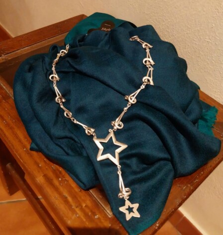 Collana artigianato: collana in metallo dorato riciclato